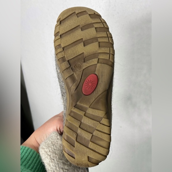 Woolen Clogs Boiled Wool Handmade Winter Boots Size 39 Women's US 8.5 Fisherman - Picture 7 of 7